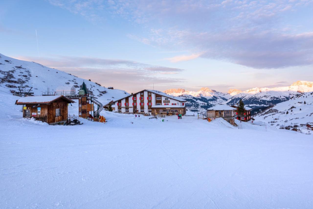 Heuberge Hotel Fideris Dorf Exterior photo